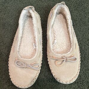L.L. Bean slippers